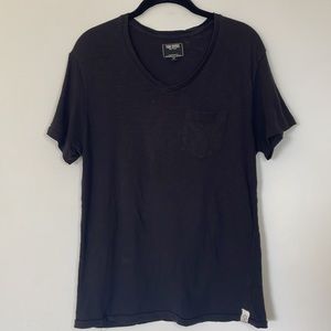 Todd Snyder, V-neck T-shirt in black